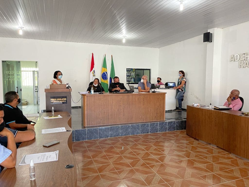 Imagem da notícia: Secretaria de Turismo e Meio Ambiente apresenta ações e Vereadores aprovam a LDO para 2022
