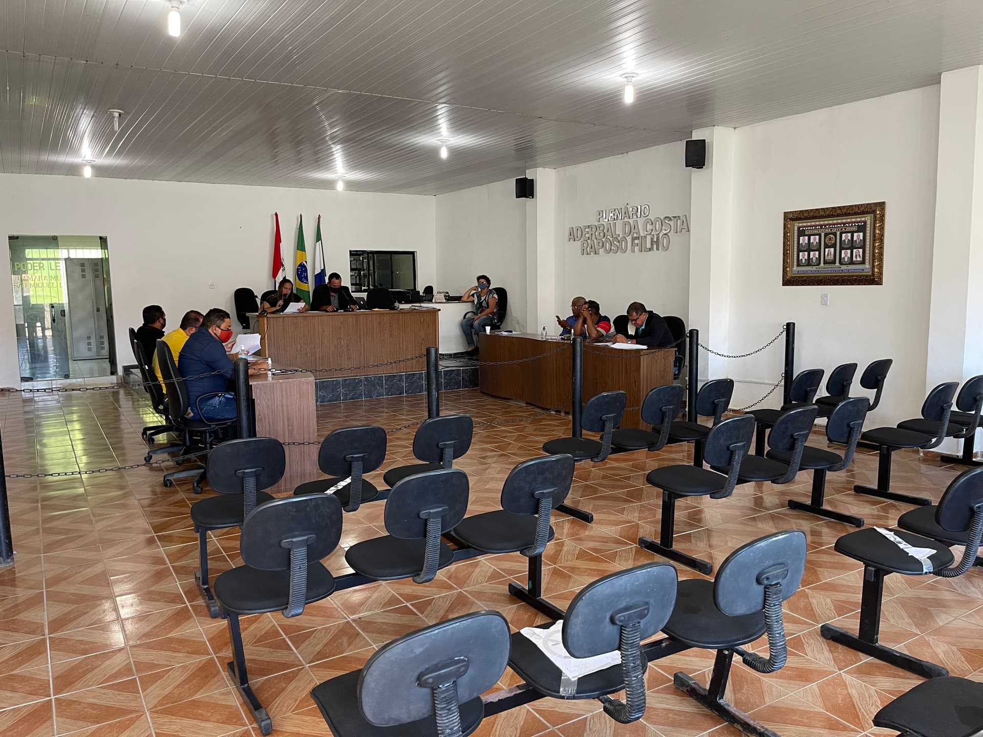 Imagem da notícia: Vereadores recebem PL do Poder Executivo que regulamenta e organiza o Conselho Municipal de Turismo.